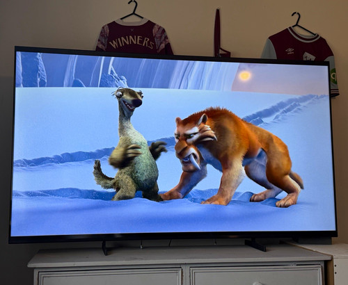 Samsung curved in black - curved, tv