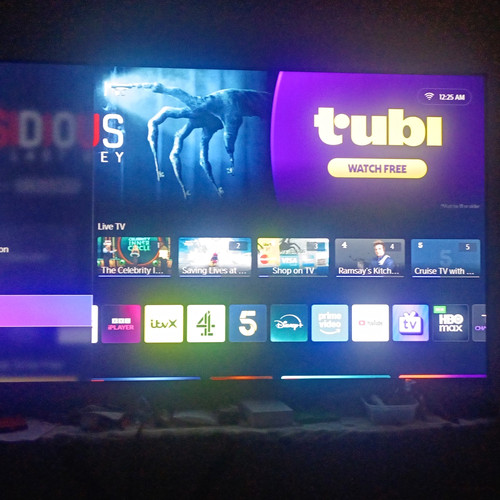 Hisense 55in qled - hisense,