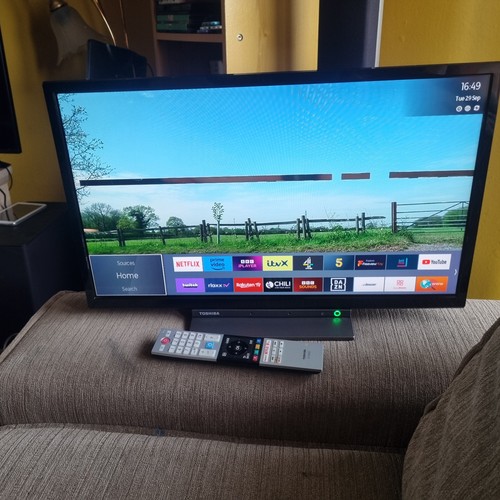 Toshiba 24wk3c63db smart - toshiba, 24"