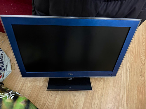 Tcl 50in led flat screen - 50in,